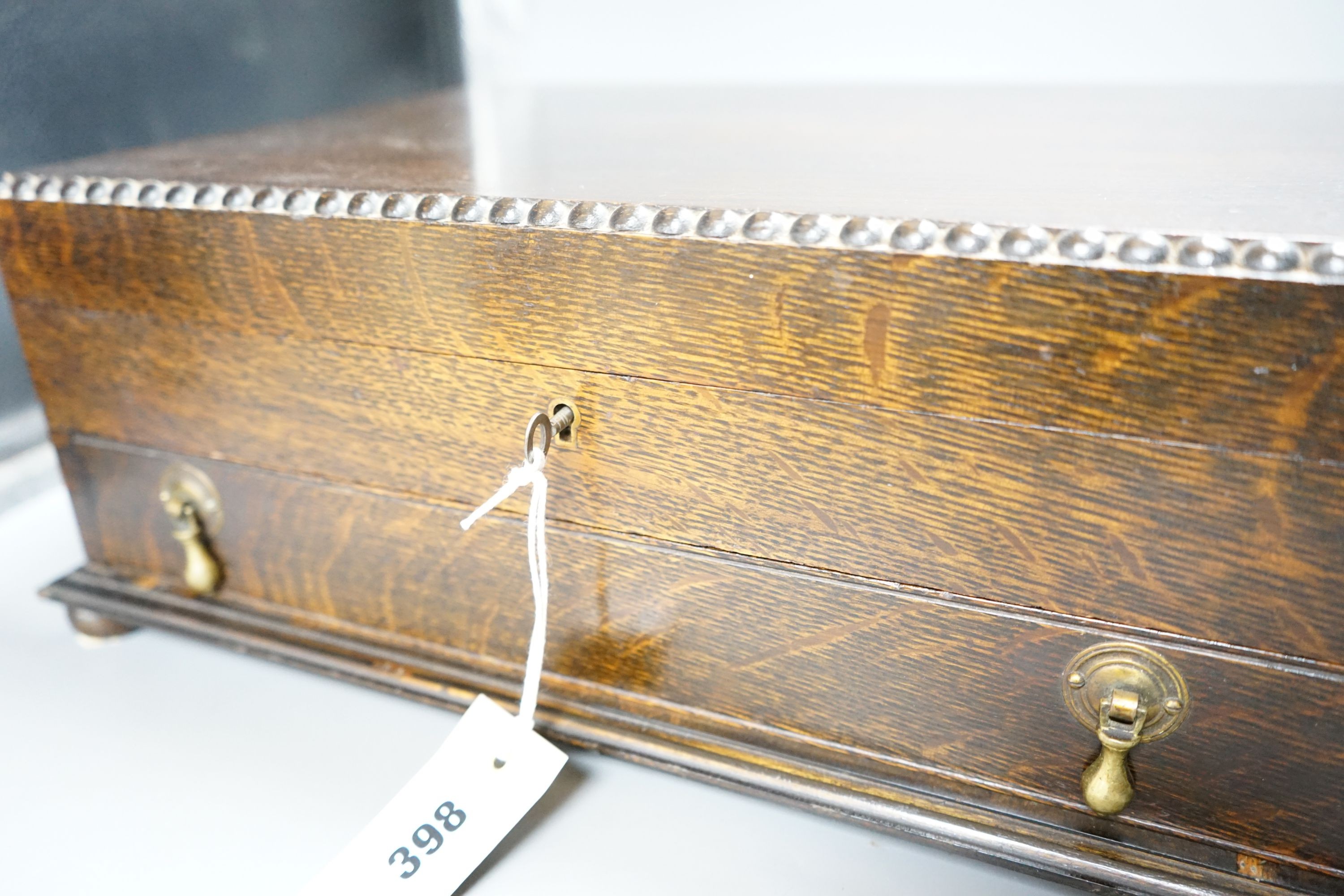 An oak cased canteen of plated cutlery and other flatware